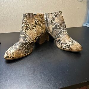 Maurices Tan and Black Snakeskin Ankle Booties